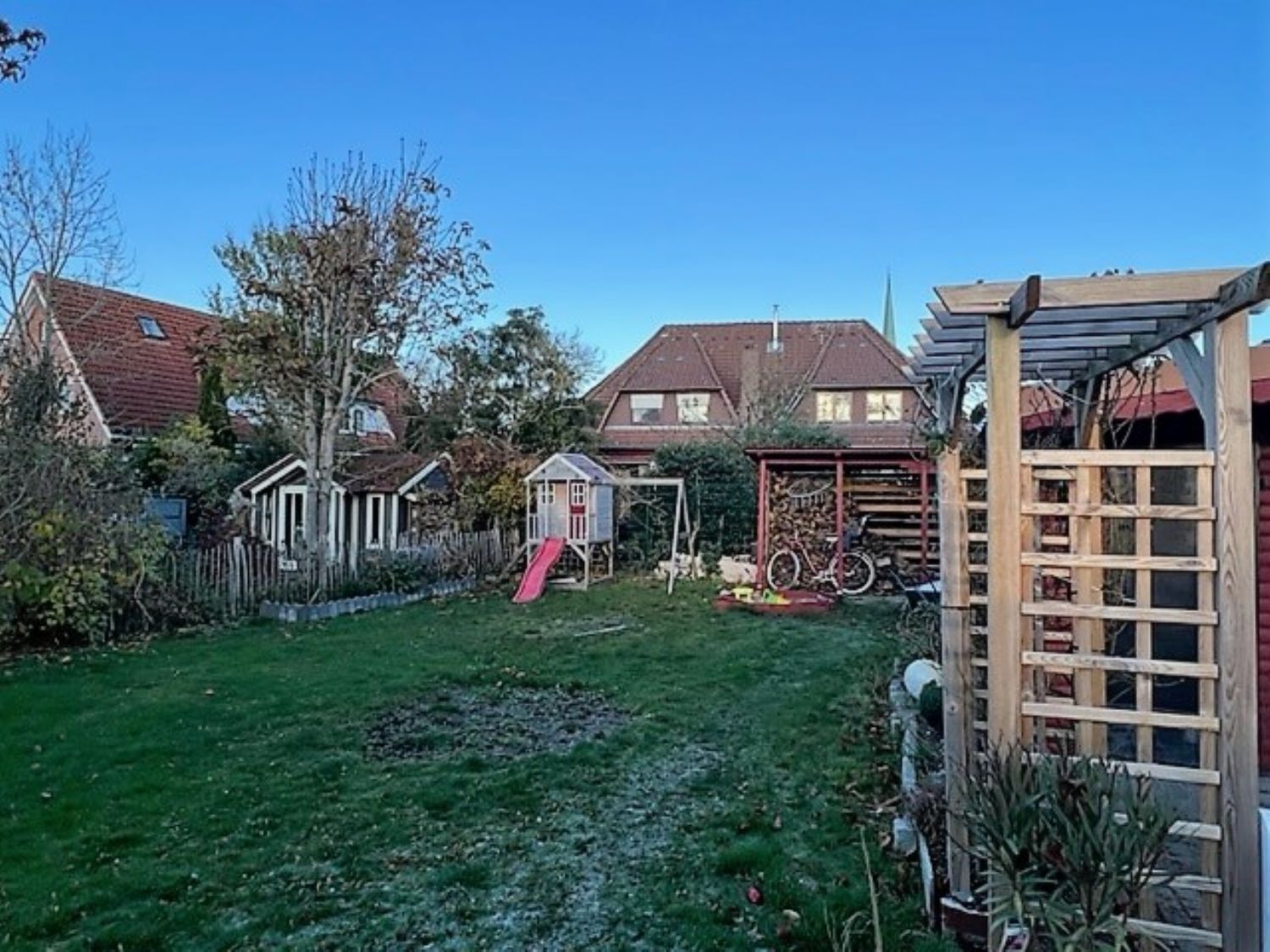 Property thumbnail 3