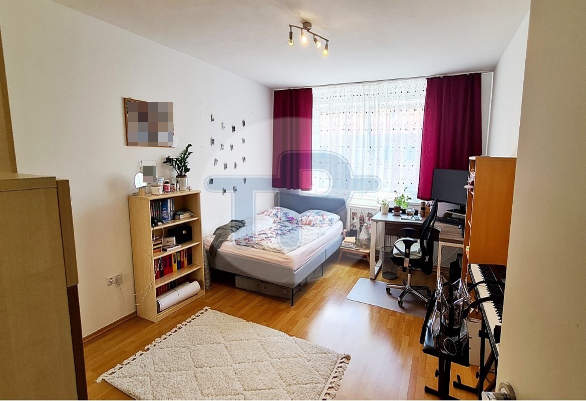 bg
