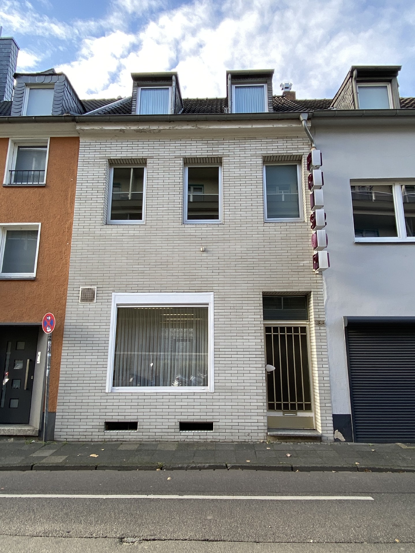 KLEINES WOHN- UND GESCHÄFTSHAUS IN GUTER INNENSTADTLAGE VON KREFELD ZU VERKAUFEN! – Krefeld – Vorschaubild 21