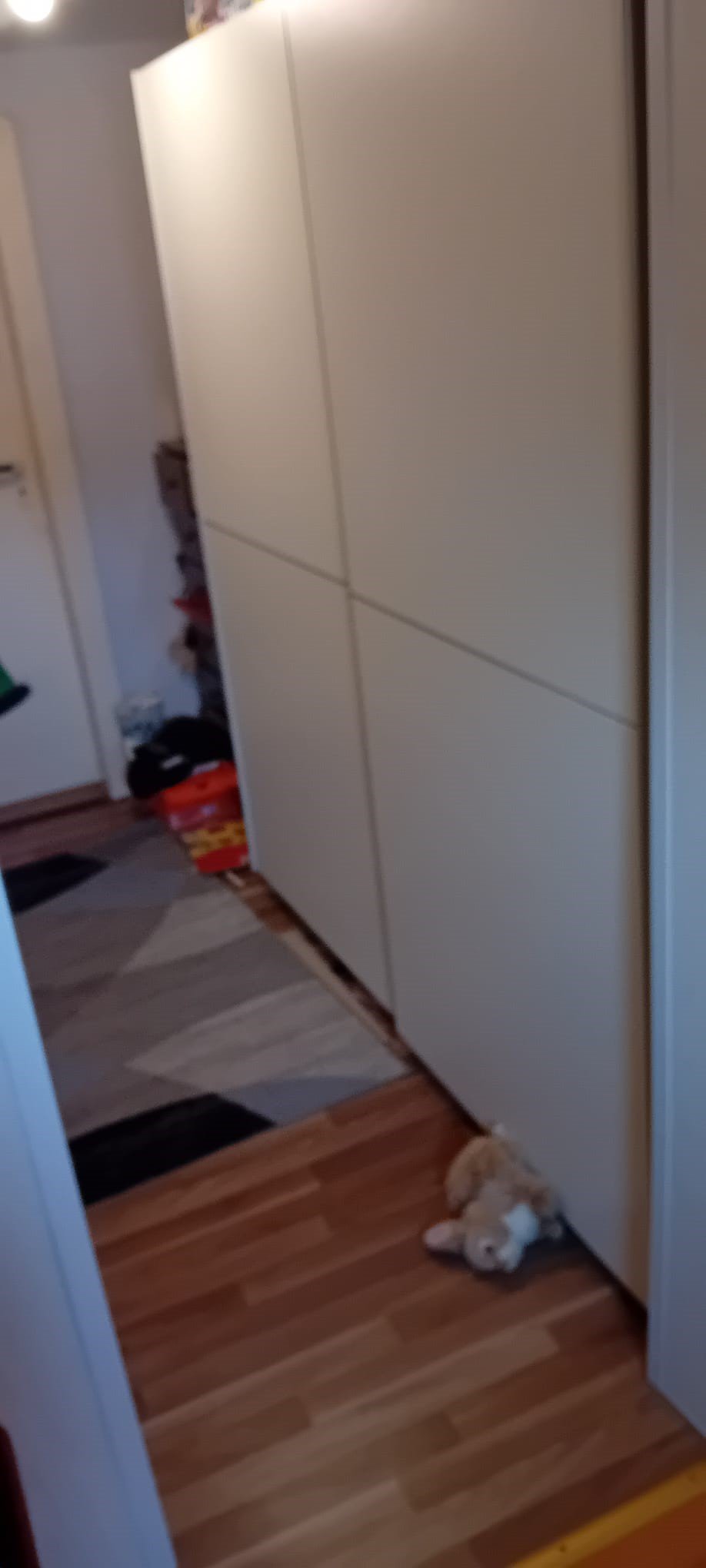 bg
