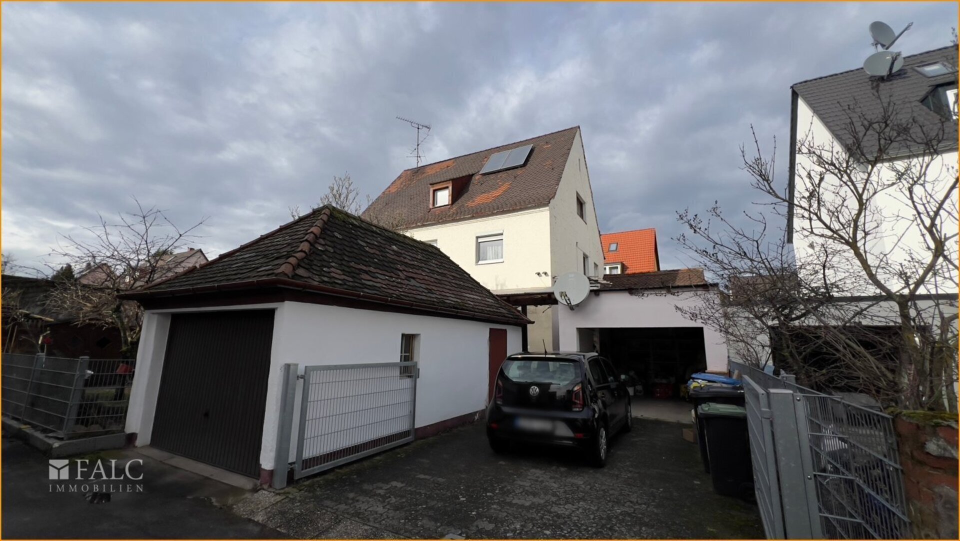 Perfektes Familienrefugium: Zweifamilienhaus mit Einliegerwohnung in Toplage von Nürnberg – Nürnberg – Vorschaubild 4