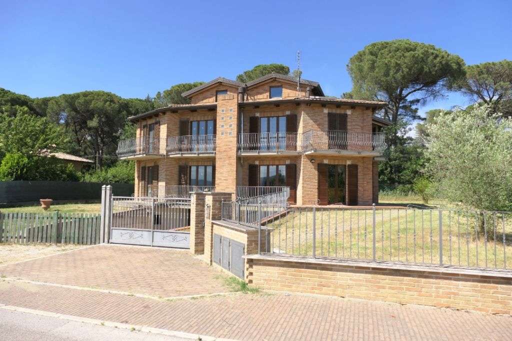 Property thumbnail 24