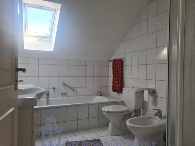 Großzügiges Wohnhaus mit Einliegerwohnung in Höhenlage von Neunkirchen – Neunkirchen, Saar – Vorschaubild 28