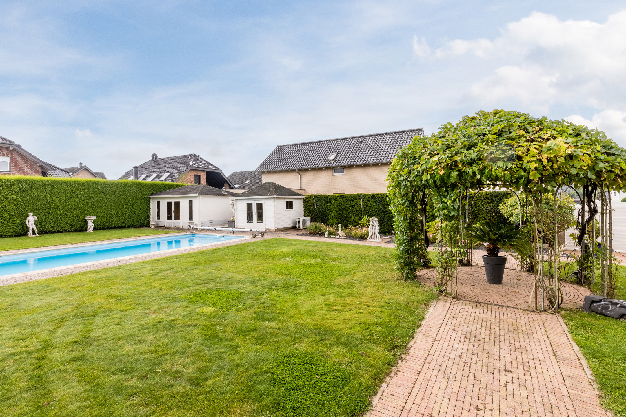 VERKAUFT!! Reine Luxus... Lassen Sie sich von Raum und den Möglichkeiten dieser wunderschönen Villa überraschen.... – Selfkant – Vorschaubild 76