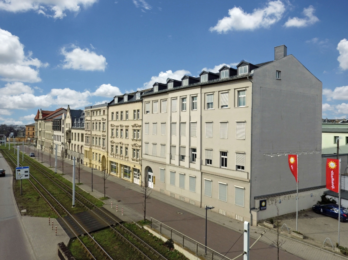 bg