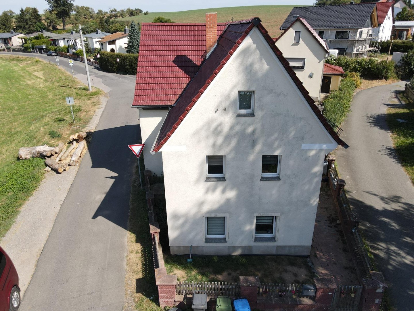 bg