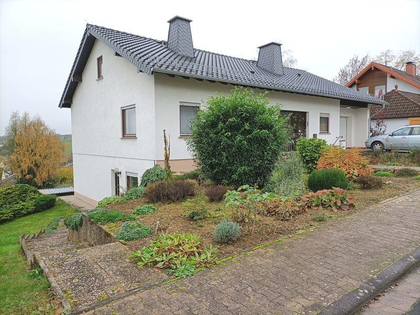 Einfamilienhaus mit Einliegerwohnung, Mehrgenerationenhaus, Garten, Garage, Burgblick – Holzheim – Vorschaubild 26