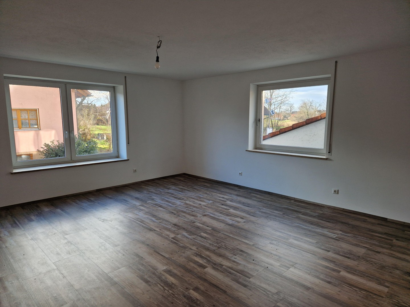 Großzügiges Zweifamilienhaus in begehrter Lage von Schrobenhausen-Mühlried zu verkaufen – Schrobenhausen – Vorschaubild 3
