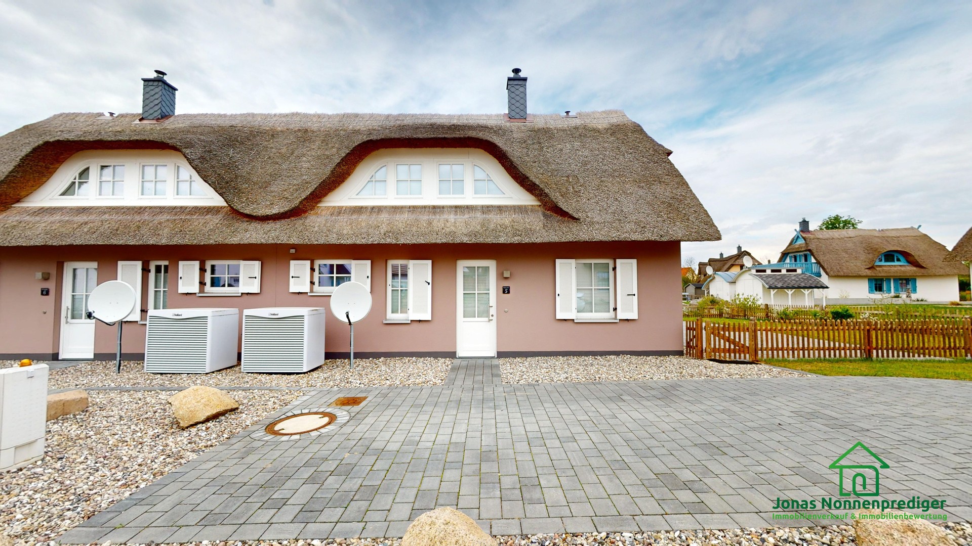 Moderne Doppelhaushälfte mit Reetdach und Sauna an der Ostsee (Ferienhaus) - Käuferprovisionsfrei – Boiensdorf – Vorschaubild 15