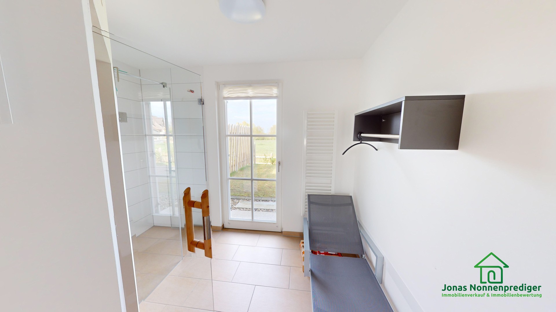 Moderne Doppelhaushälfte mit Reetdach und Sauna an der Ostsee (Ferienhaus) - Käuferprovisionsfrei – Boiensdorf – Vorschaubild 21