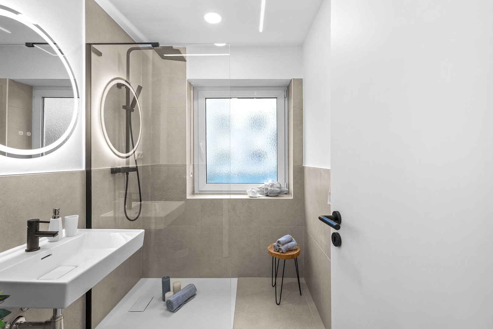 Sofort einziehen! Luxuriöse 3 Zimmer Wohnung im Regensburger Westen! – Regensburg – Vorschaubild 2