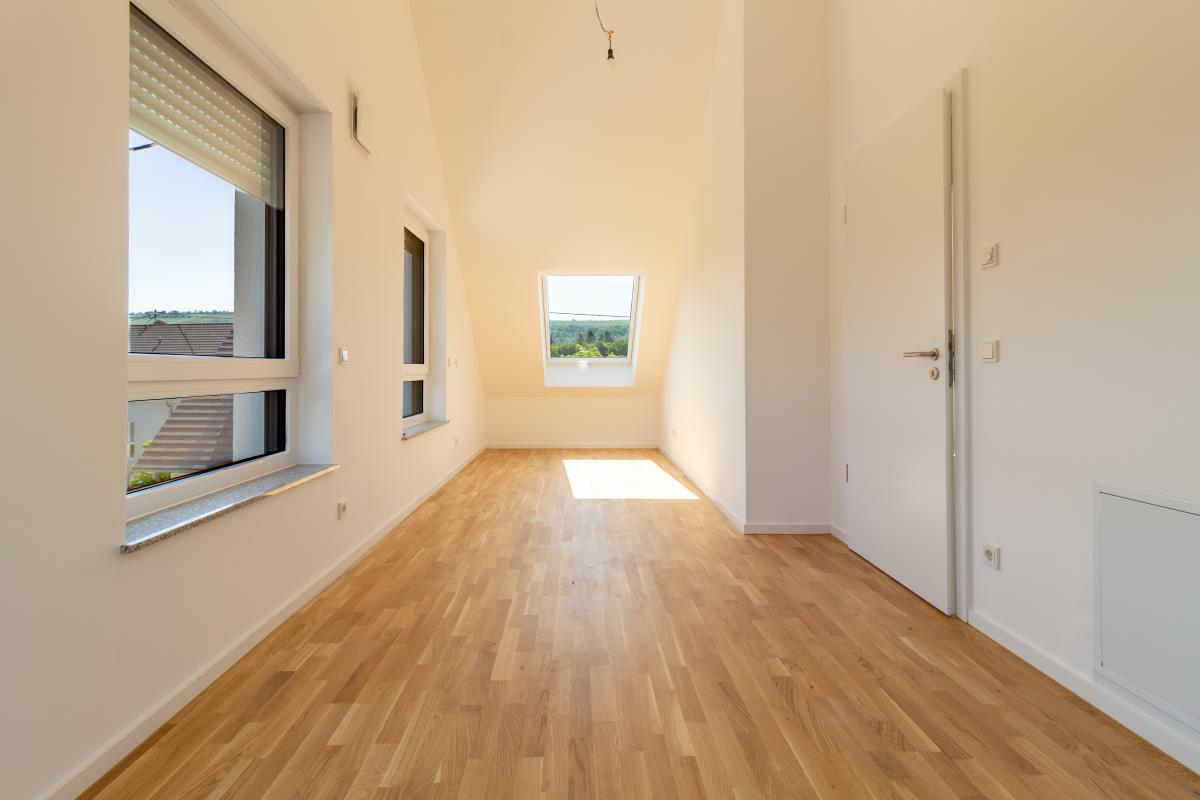 Neues vermietetes 3-Familienhaus als KFW 55 Energiesparhaus in ruhiger Lage Trier-Kernscheid – Trier – Vorschaubild 10