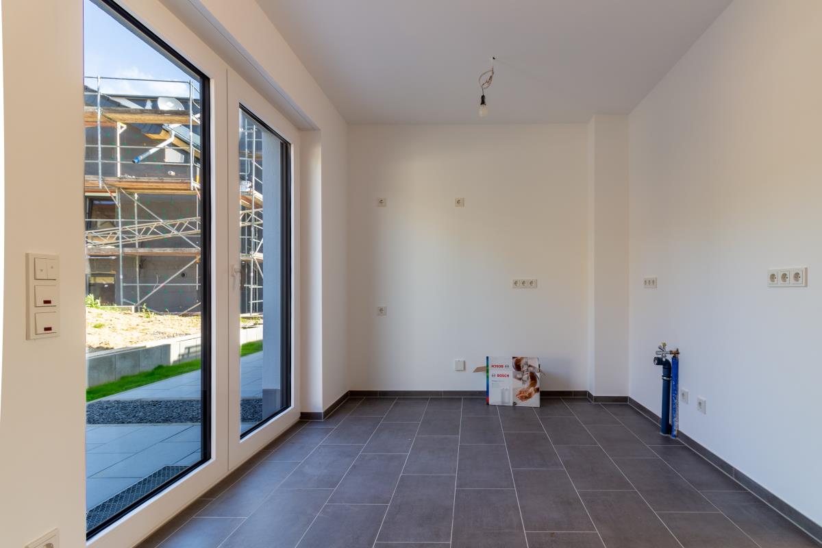 Neues vermietetes 3-Familienhaus als KFW 55 Energiesparhaus in ruhiger Lage Trier-Kernscheid – Trier – Vorschaubild 14
