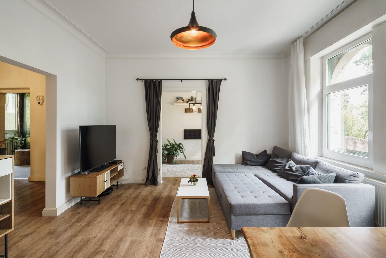 Property thumbnail 2