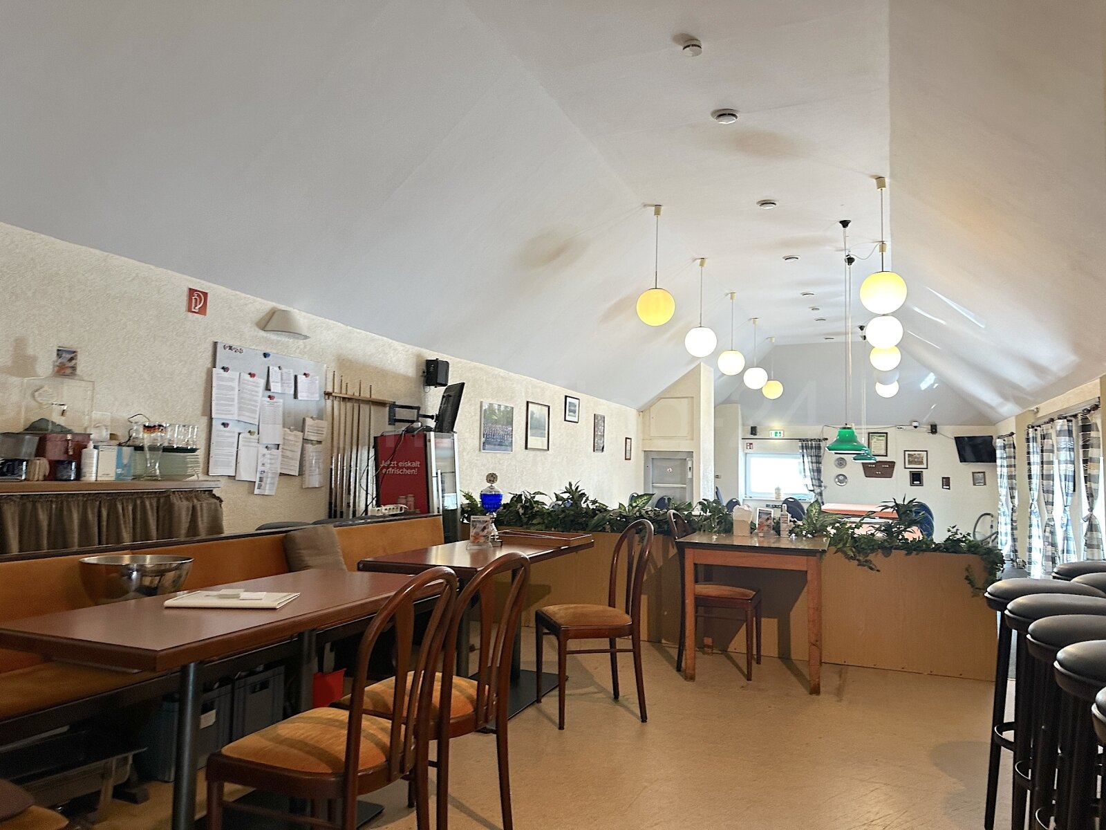 TOP EXISTENZ! ++ HISTORISCHES HOTEL MIT BAR UND KEGELBAHN IN ZENTRALER LAGE!! ++ – Nettetal – Vorschaubild 11