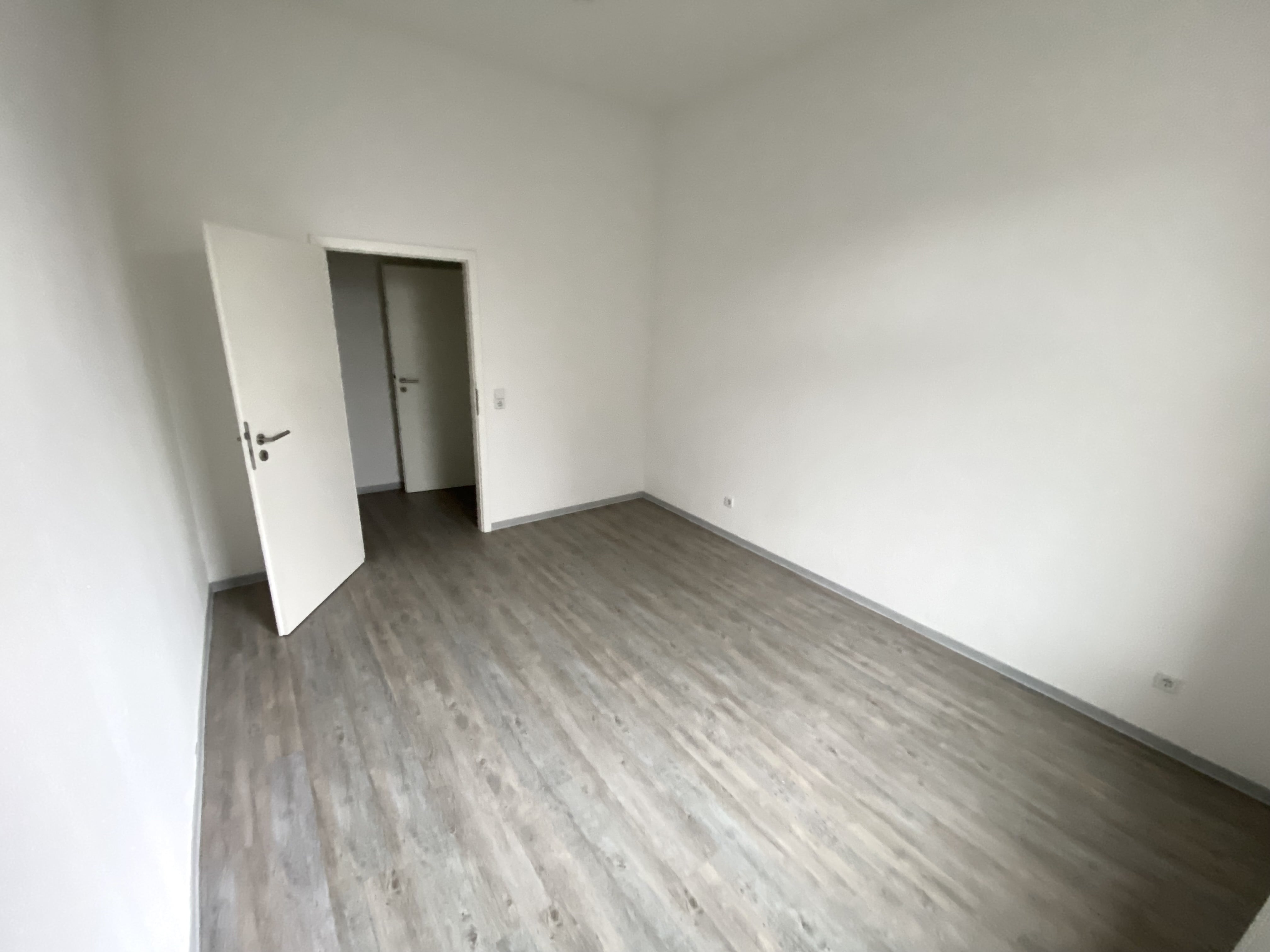 Charmante 2-Raum-Wohnung im Herzen von Stadtfeld Ost – Magdeburg – Vorschaubild 4