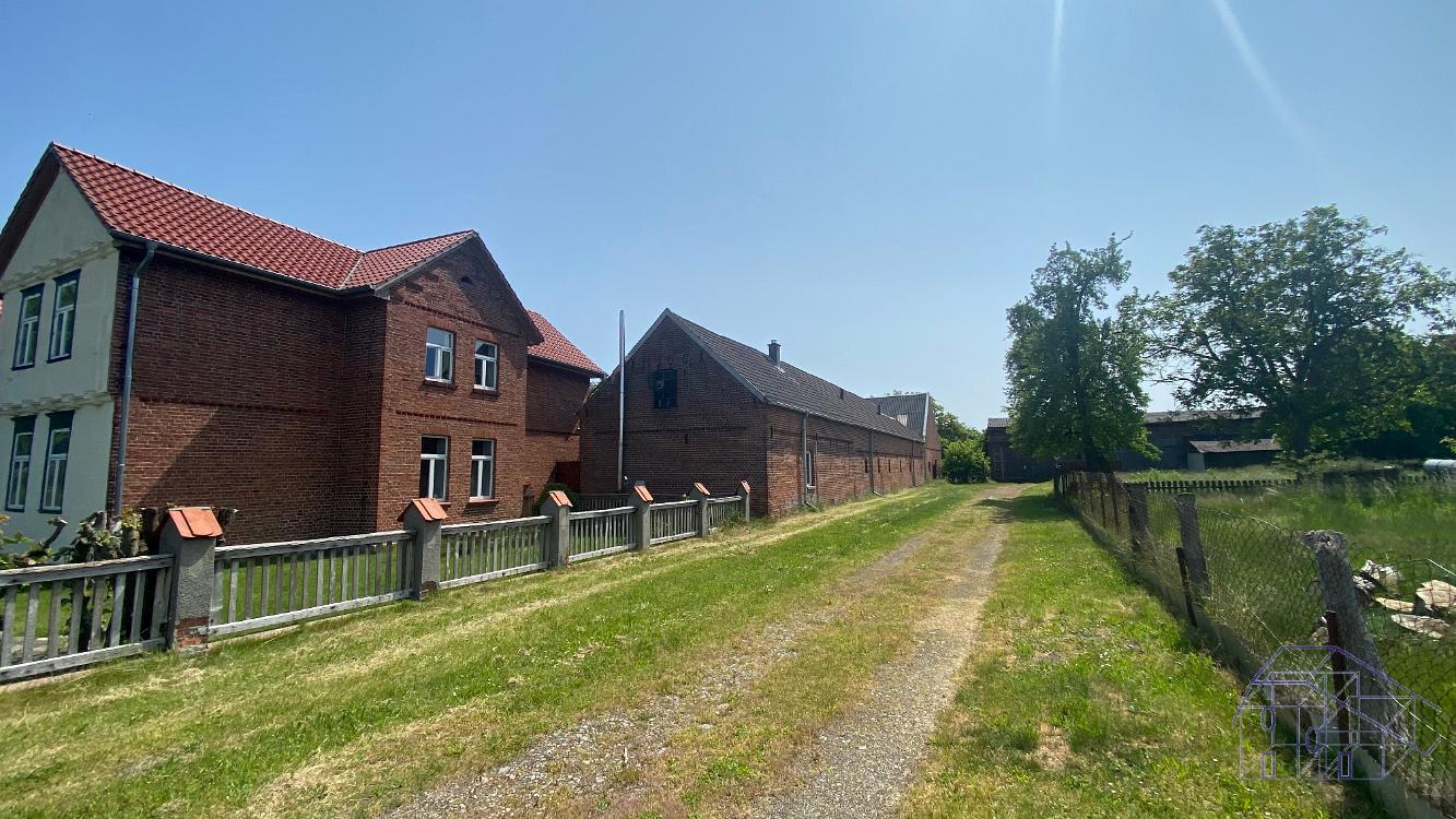 Vollsanierter, exklusiver, imposanter Künstlerhof in idyllischer Dorfrandlage mit Hautwohnung, 3 Appartements und reichlich Gästezimmer und Werk.- und Ausstellungshallen! – Wallstawe – Vorschaubild 5