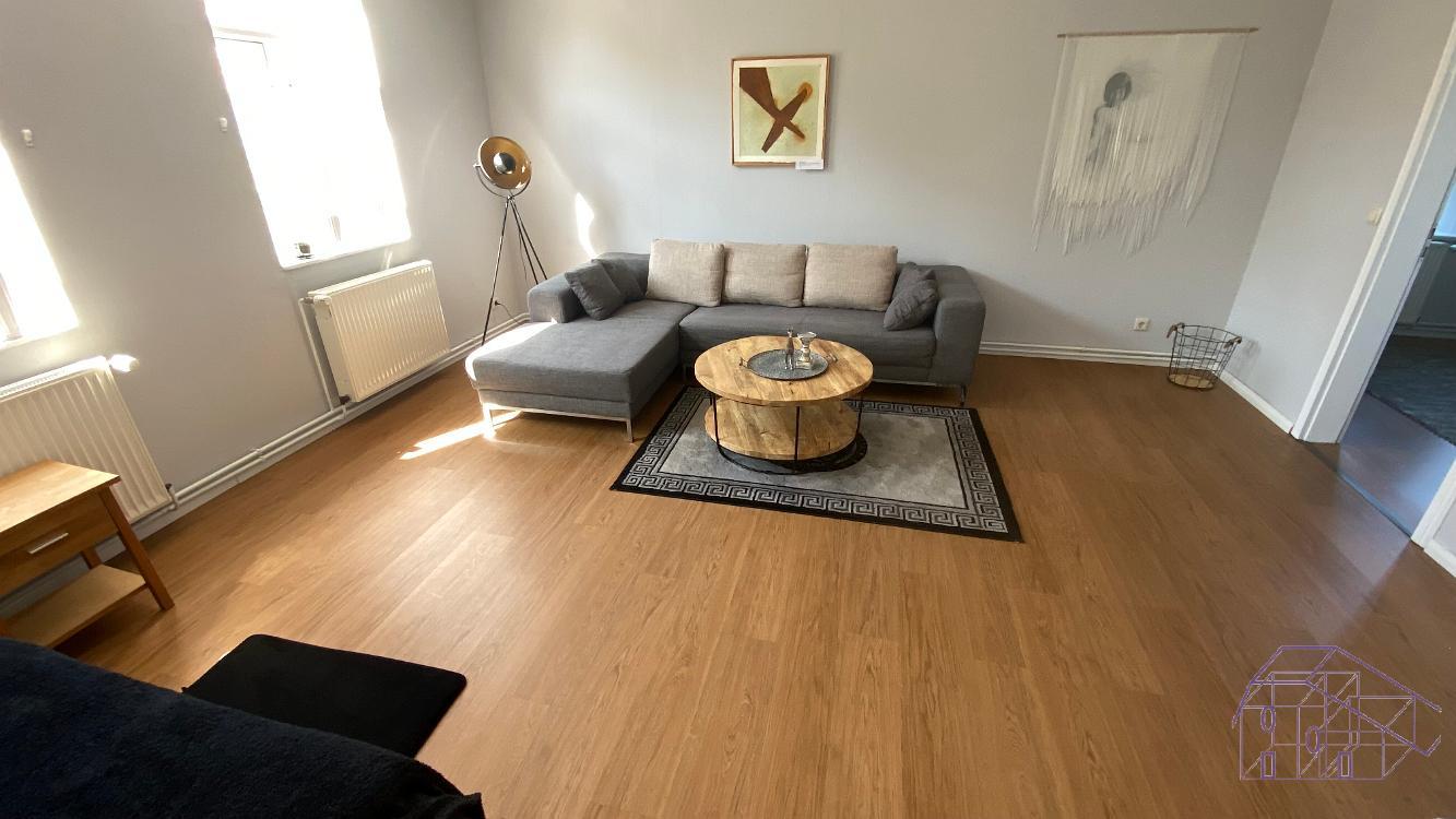 Vollsanierter, exklusiver, imposanter Künstlerhof in idyllischer Dorfrandlage mit Hautwohnung, 3 Appartements und reichlich Gästezimmer und Werk.- und Ausstellungshallen! – Wallstawe – Vorschaubild 33
