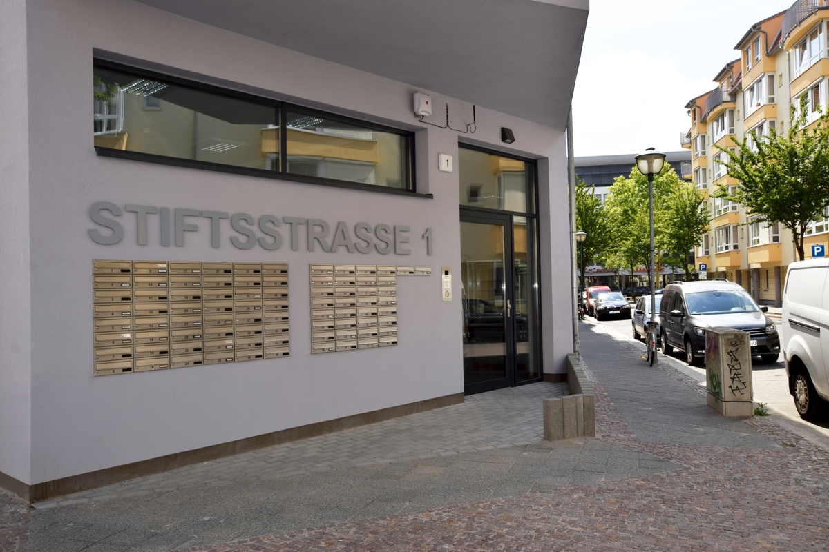 Property thumbnail 12