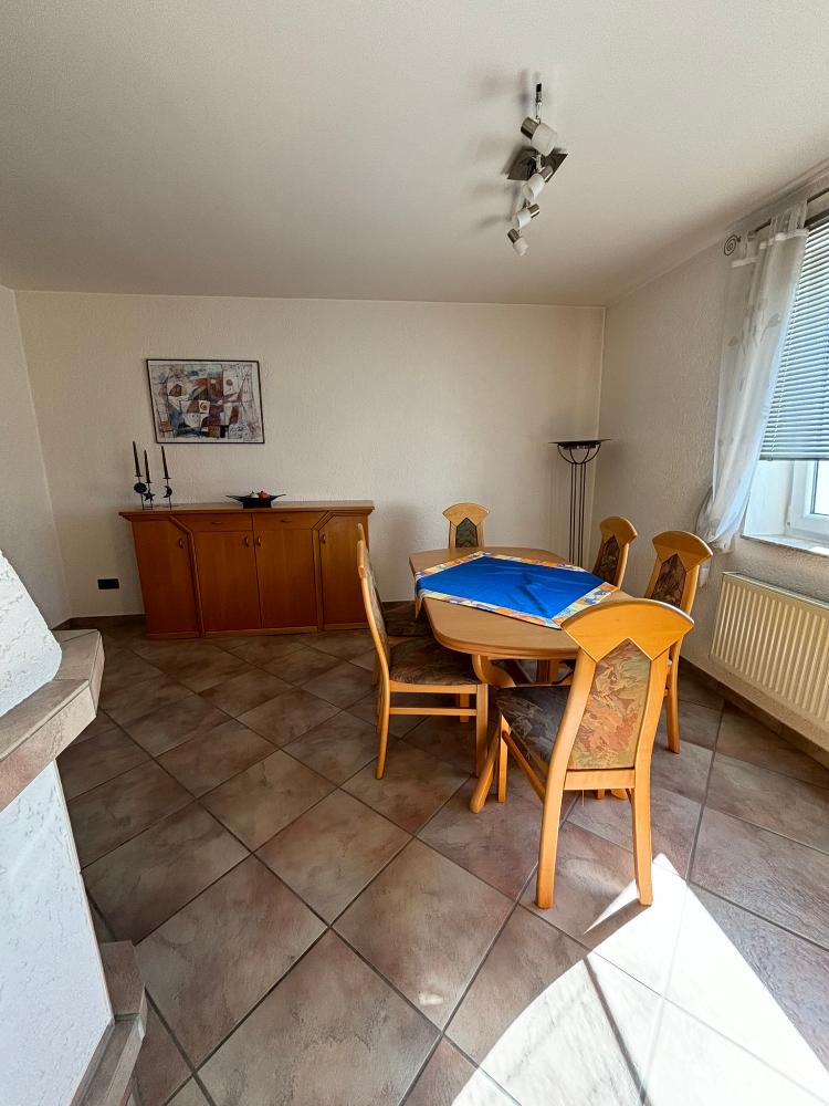 +++ Charmantes, modernisiertes Ein- bis Zweifamilienhaus mit Doppelgarage, Garten, Terrasse und herrlichem Panoramablick +++ – Neunkirchen – Vorschaubild 20