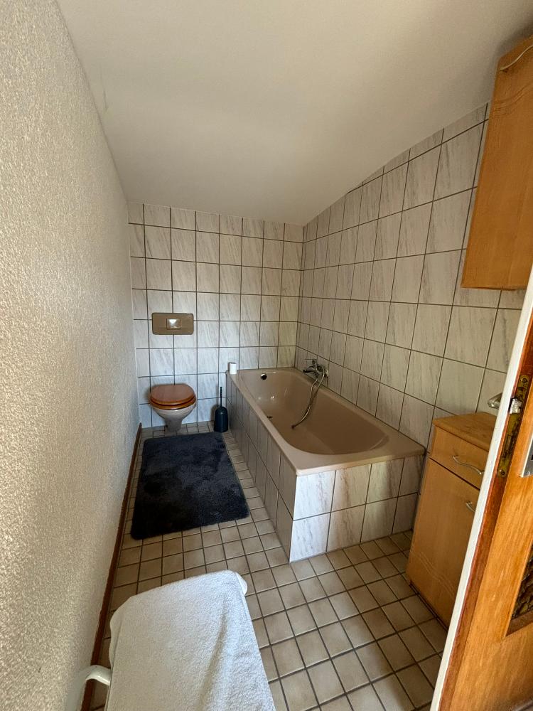 +++ Charmantes, modernisiertes Ein- bis Zweifamilienhaus mit Doppelgarage, Garten, Terrasse und herrlichem Panoramablick +++ – Neunkirchen – Vorschaubild 43