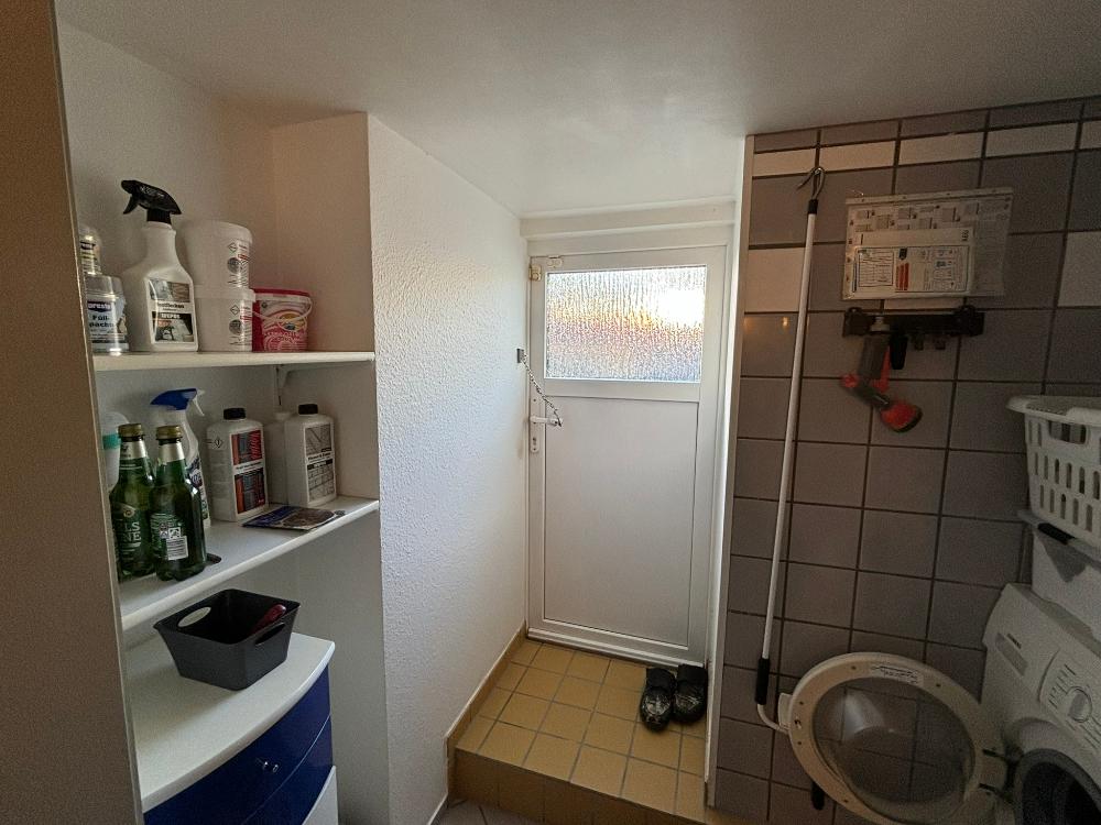 +++ Charmantes, modernisiertes Ein- bis Zweifamilienhaus mit Doppelgarage, Garten, Terrasse und herrlichem Panoramablick +++ – Neunkirchen – Vorschaubild 54