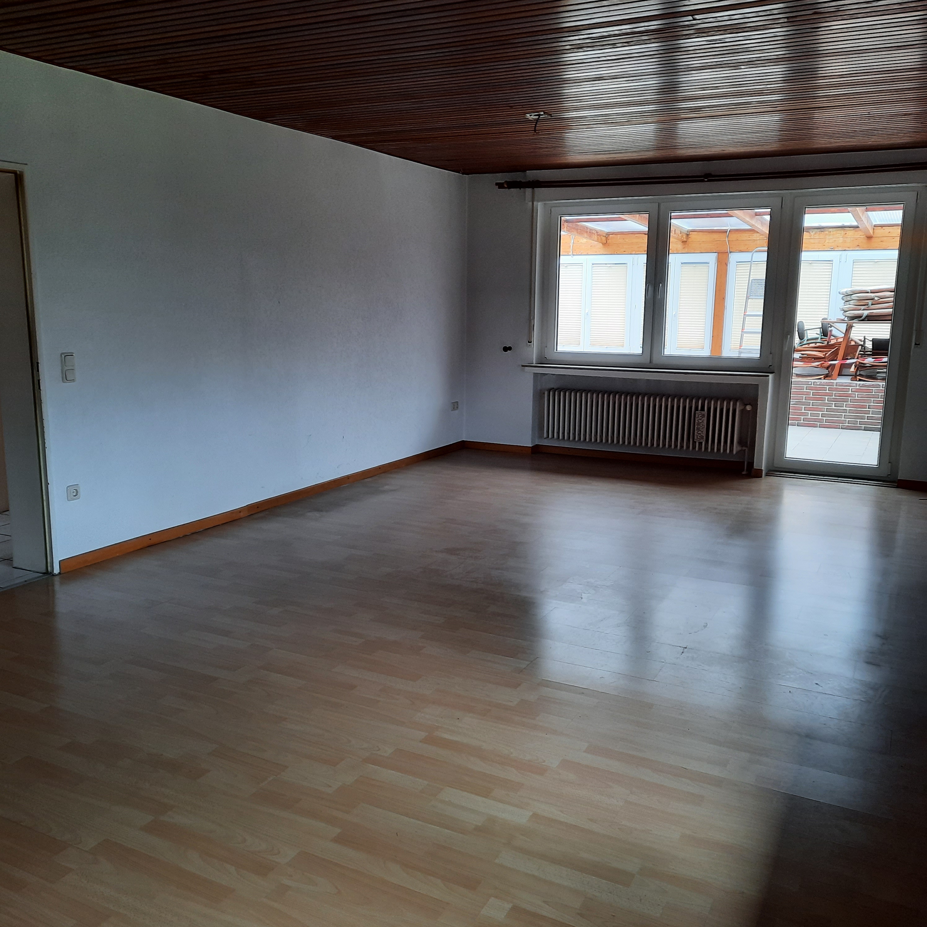 Schortens, OT Grafschaft: Zweifamilienhaus mit Tiefgarage – Schortens – Bild 1 von 18