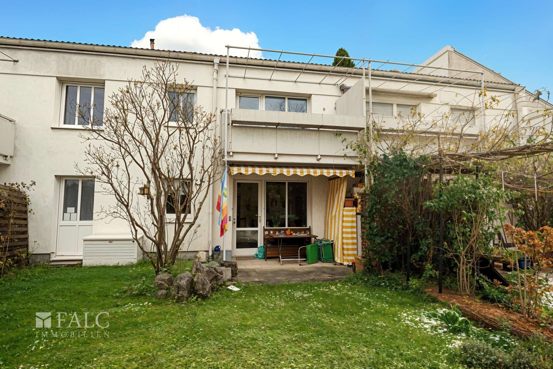 Property thumbnail 9