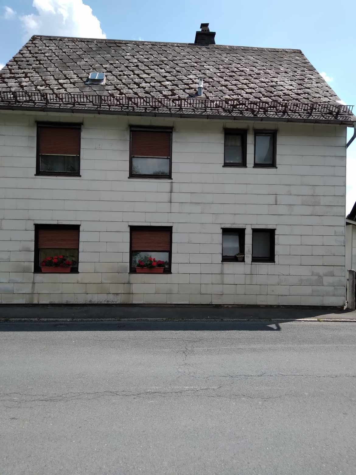 Property thumbnail 2