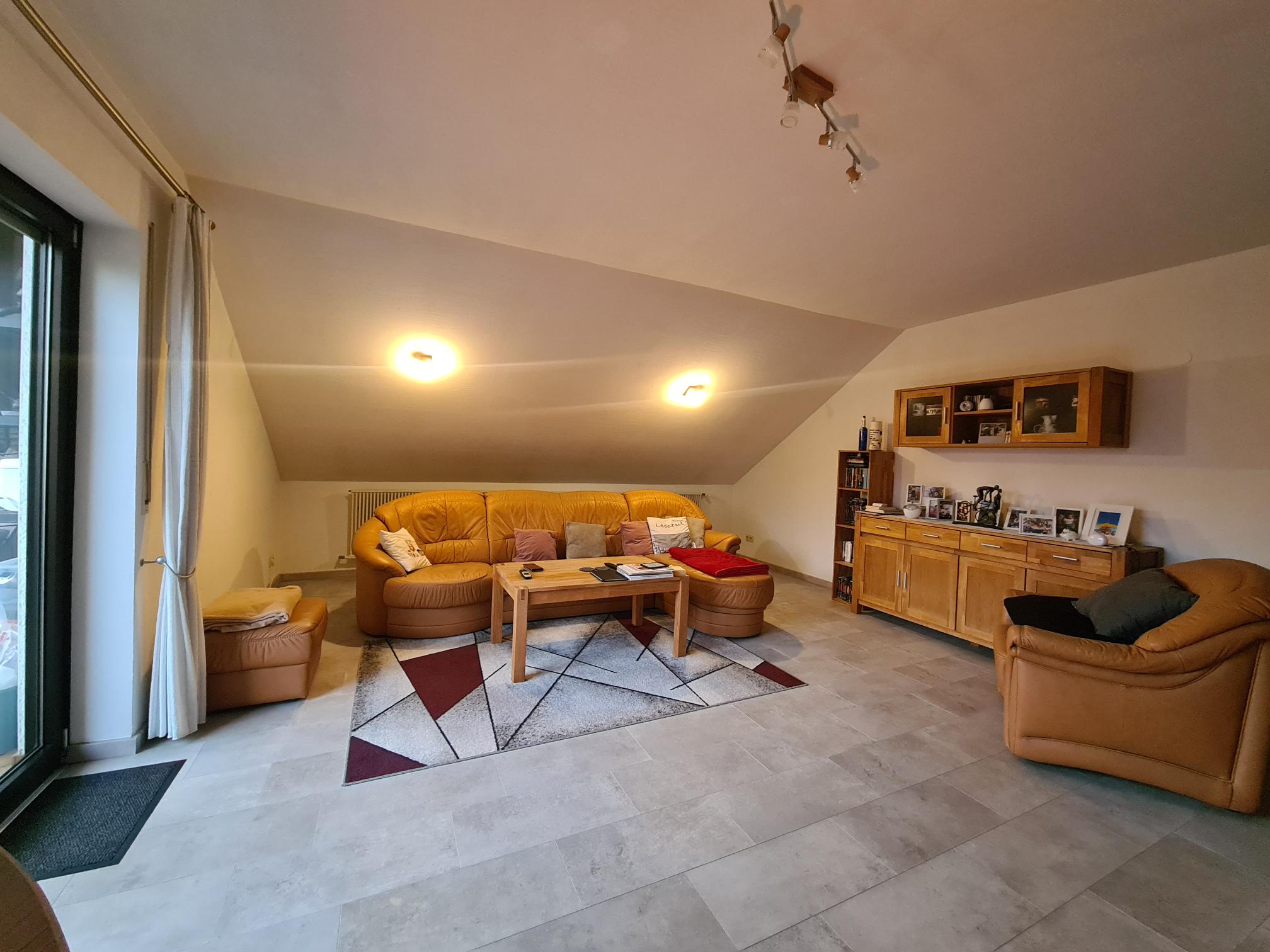 Großzügiges topgepflegtes 1- bis 2-Familienhaus in bester Wohnlage von Bexbach – Bexbach – Vorschaubild 23