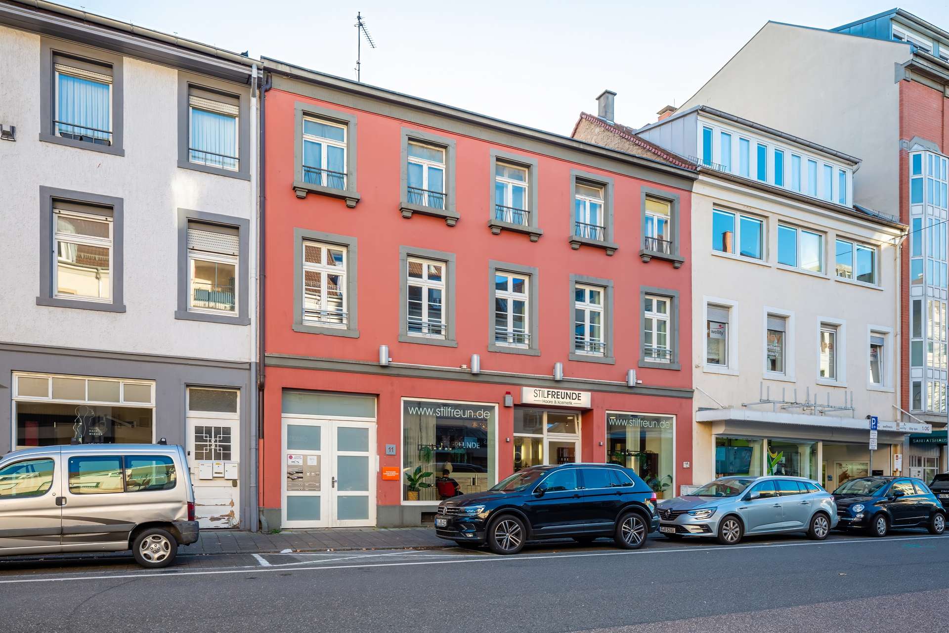 Top Lage / Innenstadt / MFH mit Ausbaupotential – Karlsruhe – Bild 1 von 38
