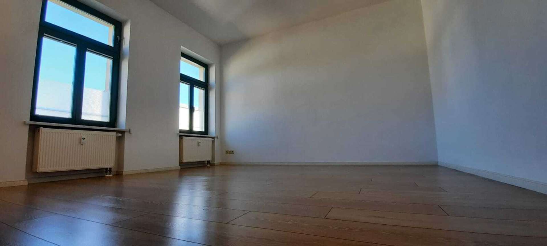 Ruhig gelegene, vermietete 2-Raumwohnung – neue Heizungsanlage inklusive