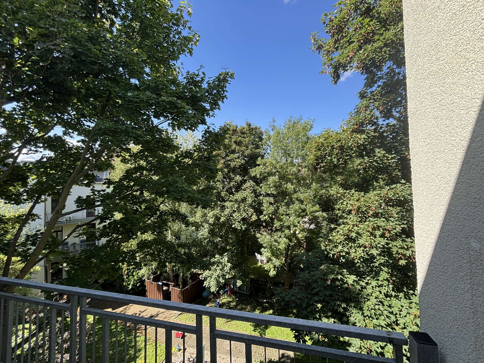 +++ Aus 2 mach 1 - Gohlis Süd - 4 - Zimmer - 2 - Bäder - Balkon +++