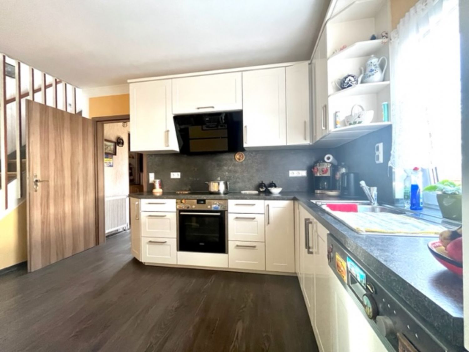 Property thumbnail 7