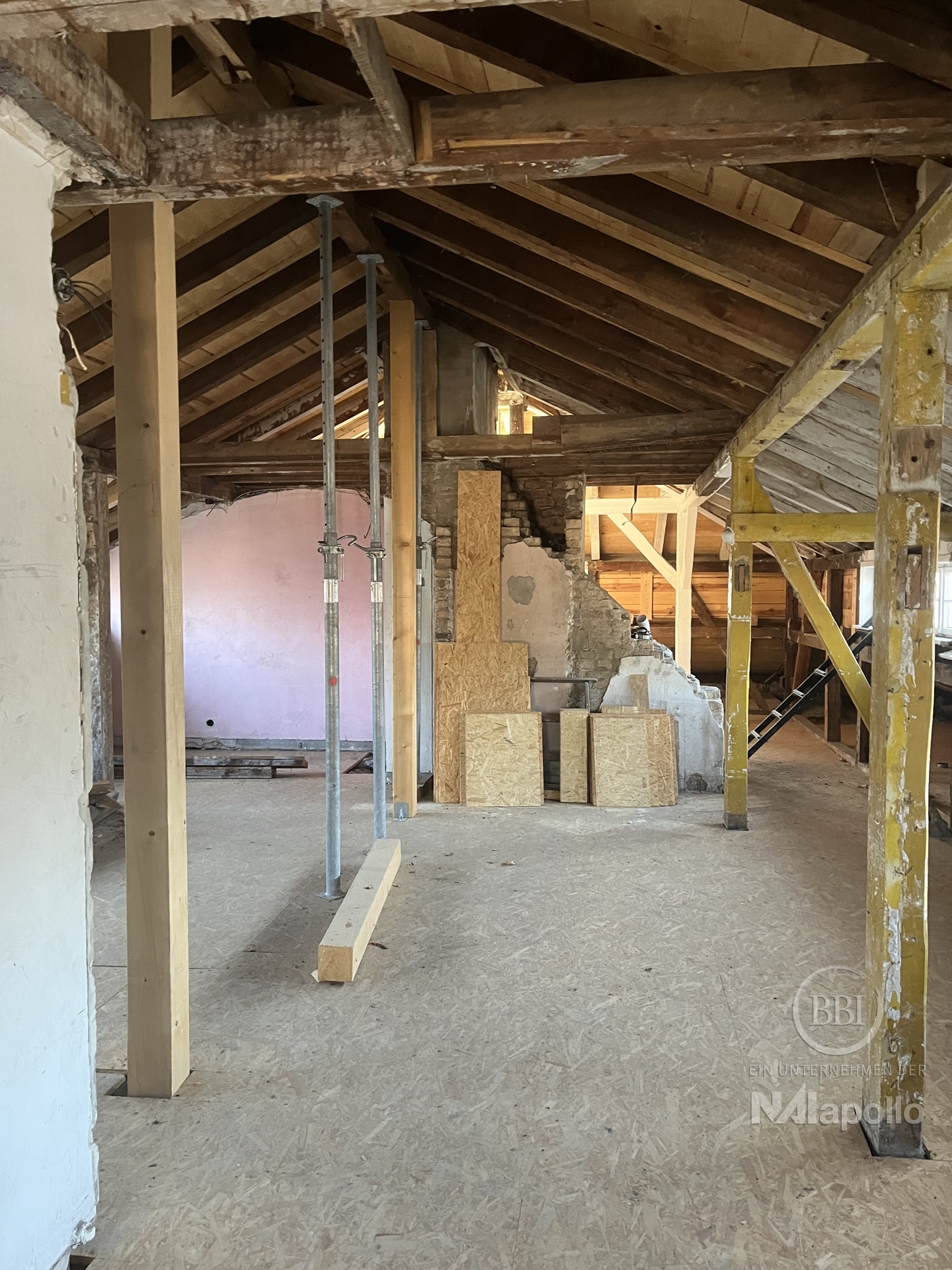 Property thumbnail 9