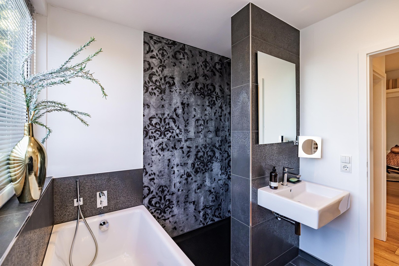 Property thumbnail 11