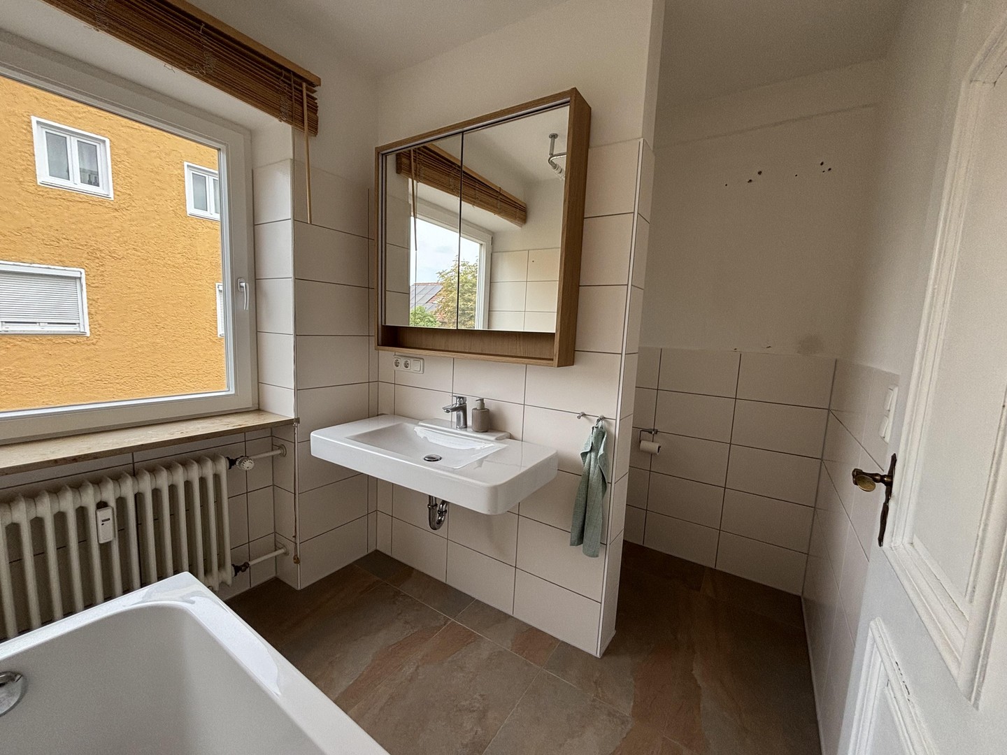 Property thumbnail 12