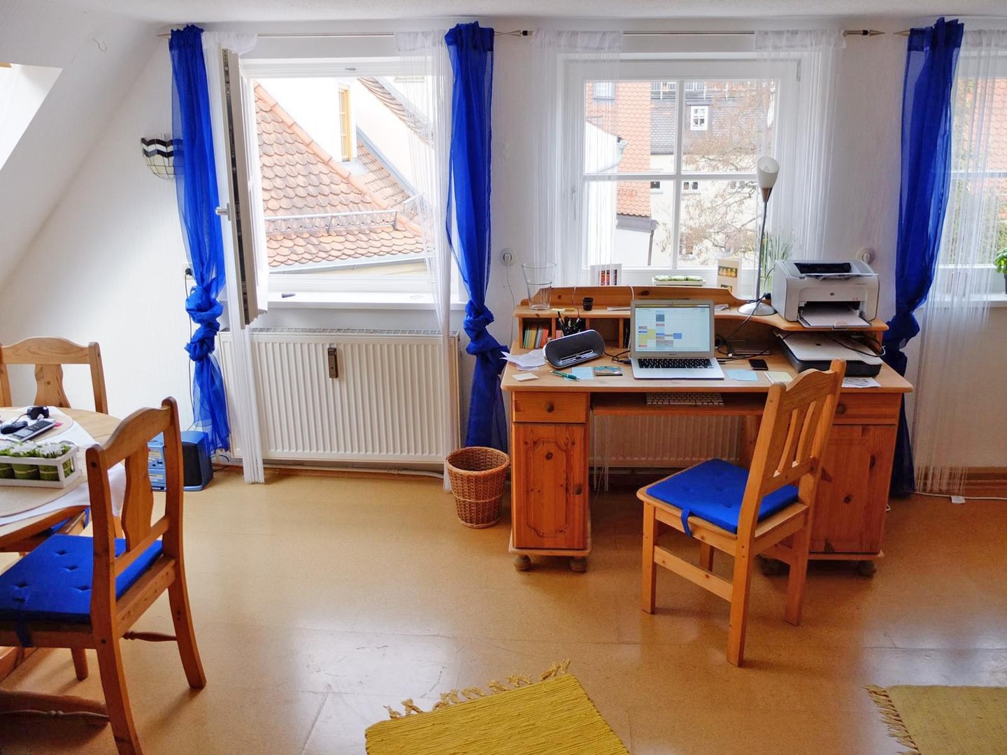 Charmante 2-Zimmer Dachgeschoss-Wohnung im Herzen der Altstadt – Augsburg – Vorschaubild 3