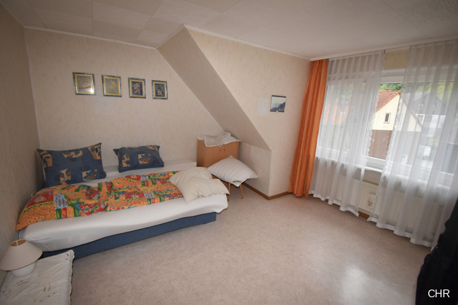 Sehr gepflegtes Ein- Zweifamilienhaus mit Garage, kl. Innenhof und Garten in ruhiger Lage – Walkenried OT Zorge – Vorschaubild 12