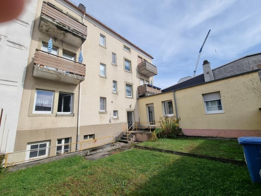 +++Stadtzentrum: Attraktives, gepflegtes 4-Familienhaus mit Südbalkonen, Südgarten und Ausbaureserve in bester Wohnlage+++ – Pirmasens – Vorschaubild 5
