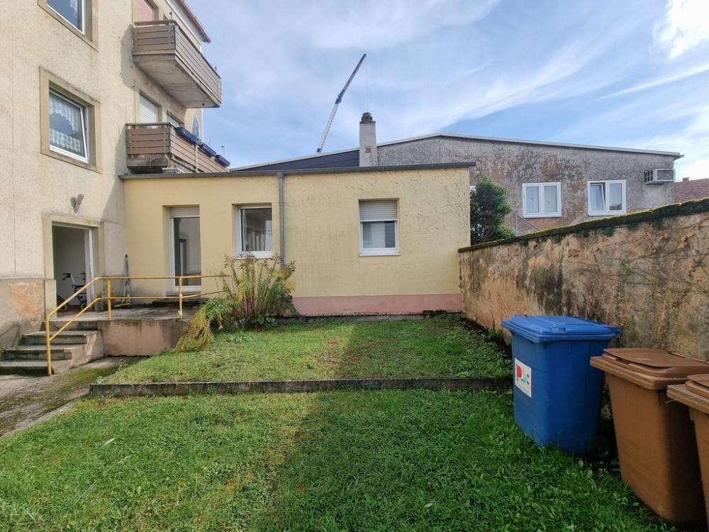 +++Stadtzentrum: Attraktives, gepflegtes 4-Familienhaus mit Südbalkonen, Südgarten und Ausbaureserve in bester Wohnlage+++ – Pirmasens – Vorschaubild 8