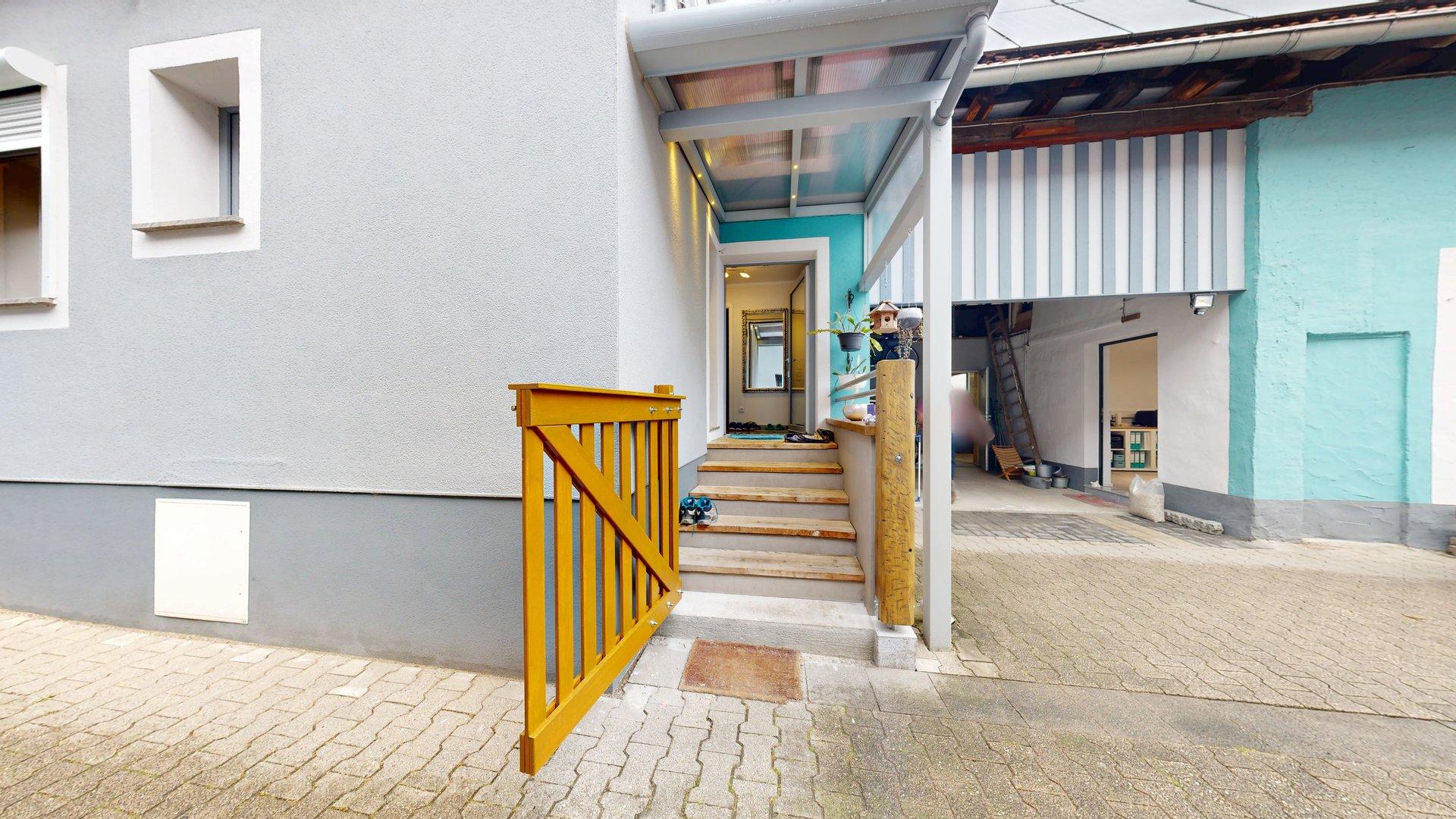 ~~ GEPFLEGTES SANIERTES EINFAMILIENHAUS MIT BALKON, STELLPLATZ, INNENHOF UND NEBENGEBÄUDE ~~ – Lampertheim – Vorschaubild 22