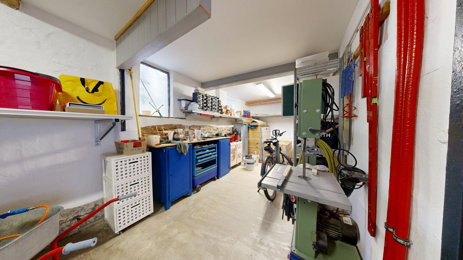 ~~ GEPFLEGTES SANIERTES EINFAMILIENHAUS MIT BALKON, STELLPLATZ, INNENHOF UND NEBENGEBÄUDE ~~ – Lampertheim – Vorschaubild 25