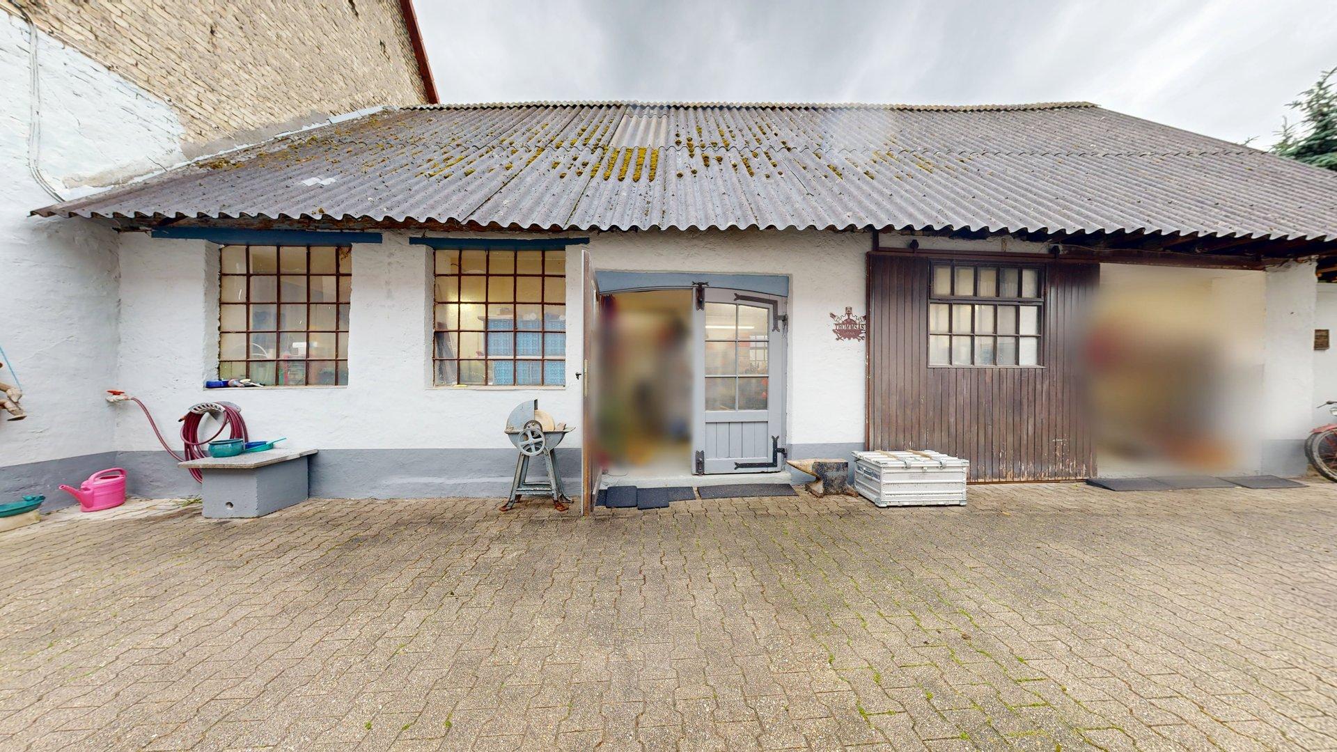 ~~ GEPFLEGTES SANIERTES EINFAMILIENHAUS MIT BALKON, STELLPLATZ, INNENHOF UND NEBENGEBÄUDE ~~ – Lampertheim – Vorschaubild 27