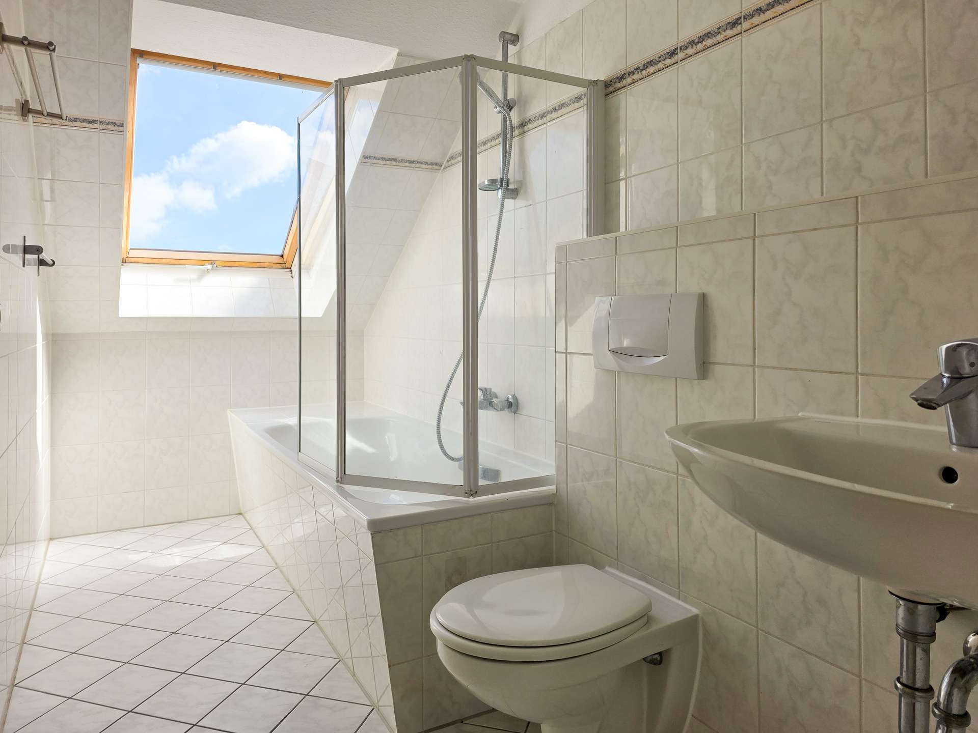 Property thumbnail 6