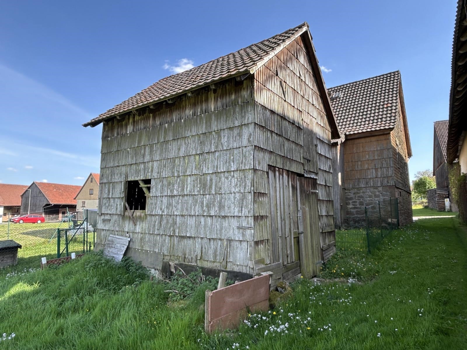 bg