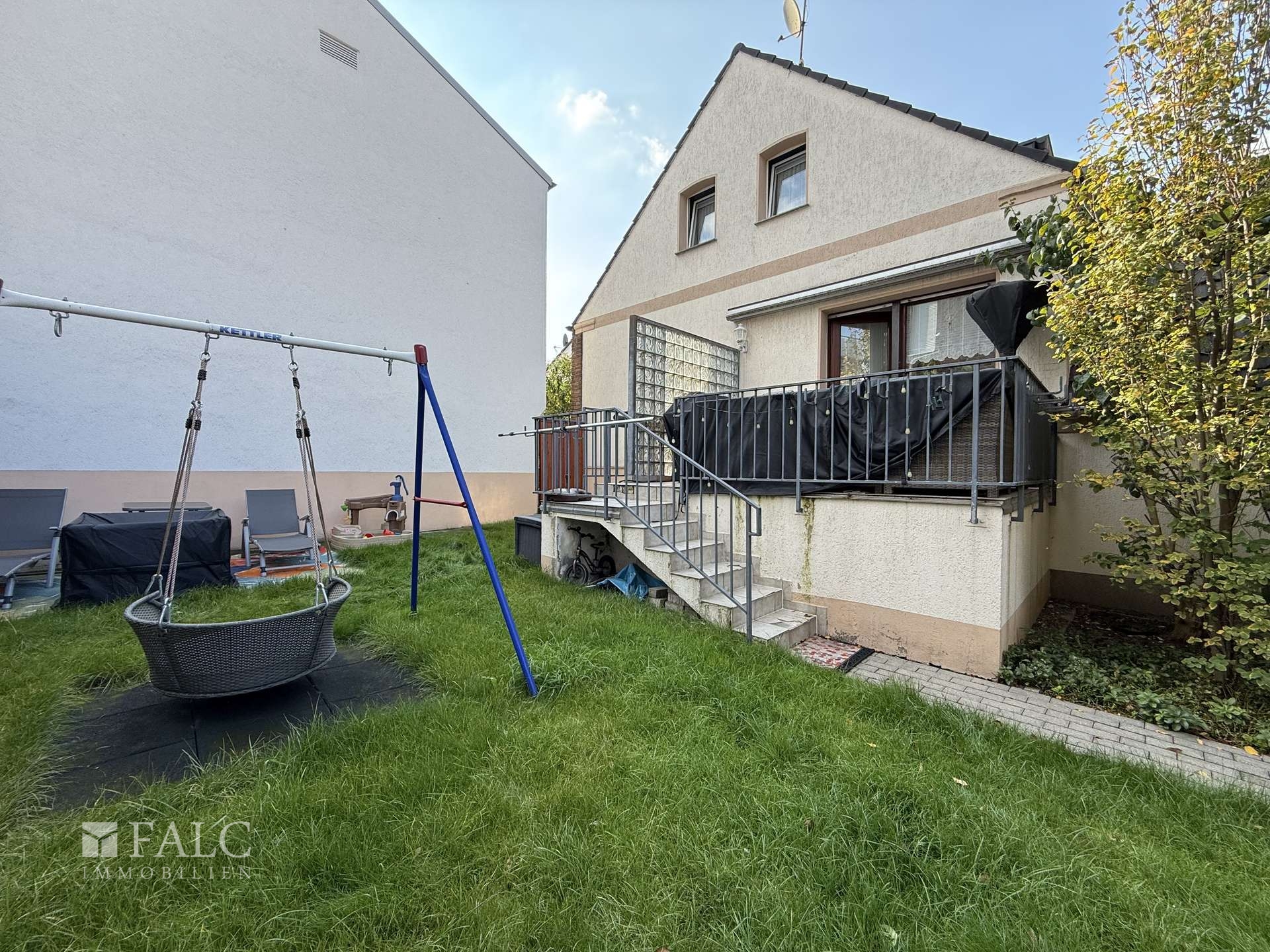Familienfreundliches Einfamilienhaus mit Garten und Terrasse in ruhiger Lage – Oberhausen – Vorschaubild 27