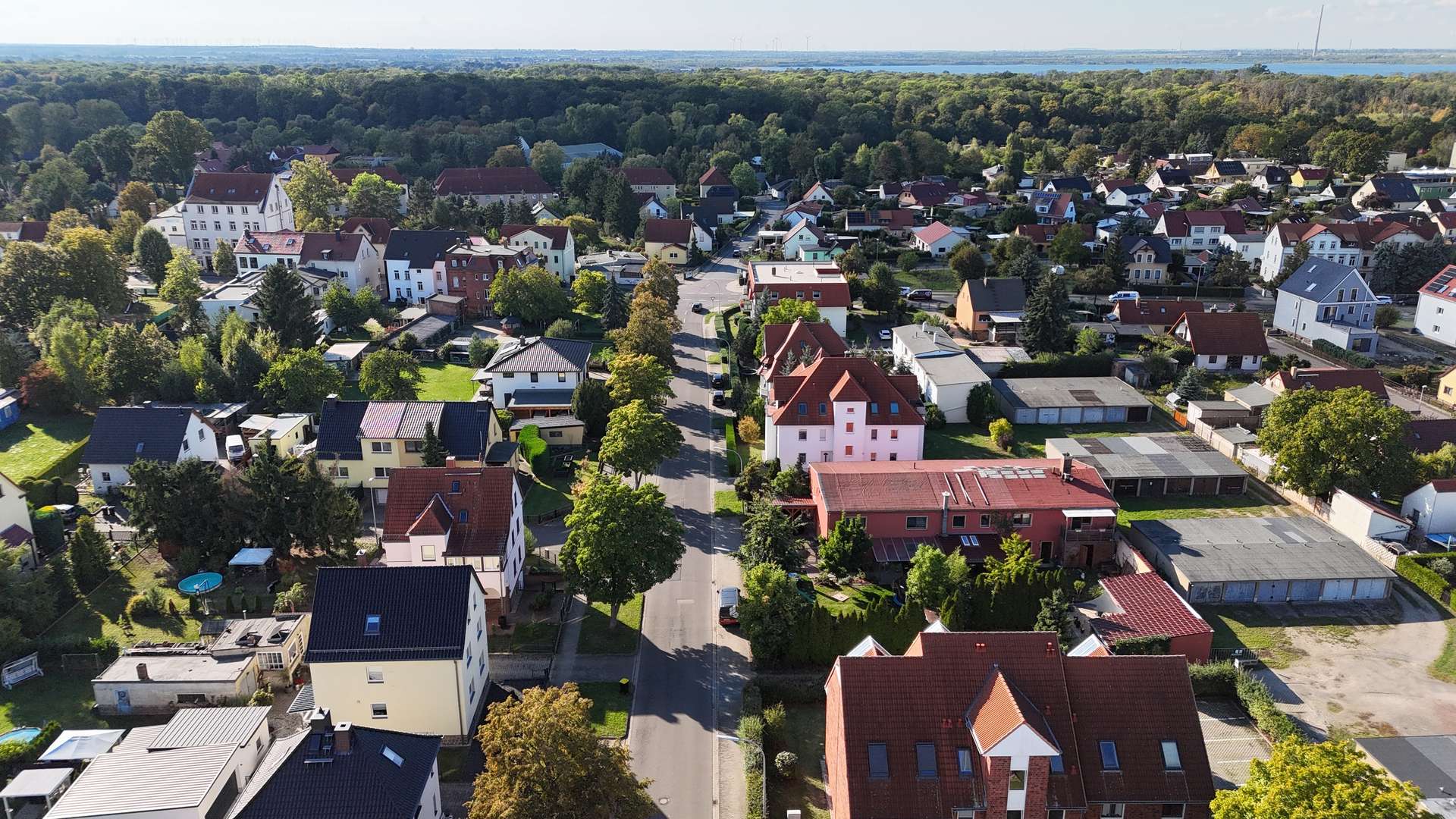 *Neubau - 8 Reihenhäuser in idyllischer Lage nahe dem Zwenkauer See* – Zwenkau – Vorschaubild 7