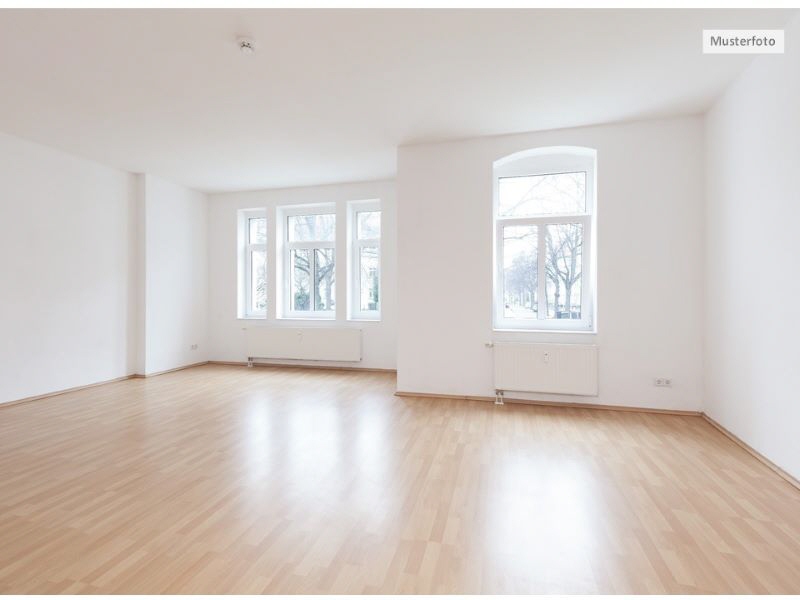 Dachgeschosswohnung in 47169 Duisburg, Keithstr.