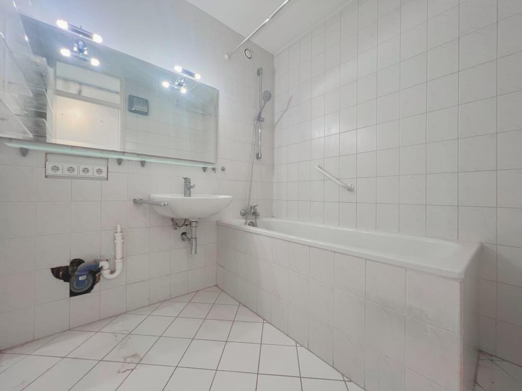 Property thumbnail 8